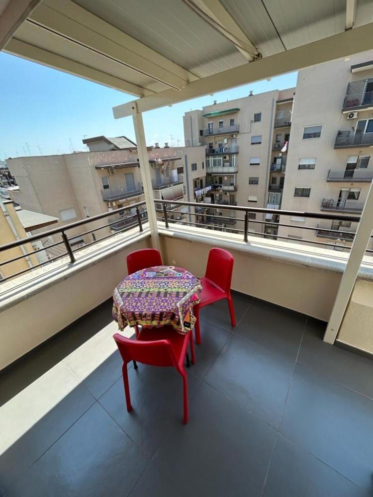 Attico Stazione - Montello 16 Apartamento Bari Exterior foto