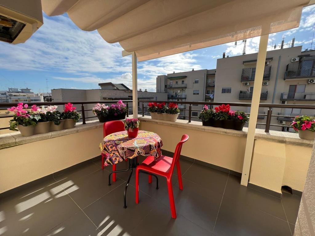 Attico Stazione - Montello 16 Apartamento Bari Exterior foto